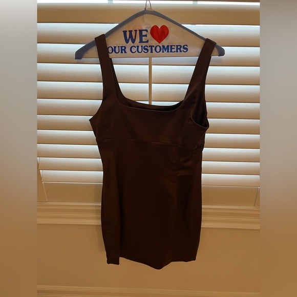 Aritizia Wilfred Shine dress size 6 cocoa bean - Picture 10 of 10